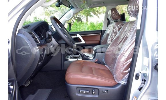 Acheter Import Voiture Toyota Land Cruiser Autre à Import - Dubai, Kampot Province Acheter Import Voiture Toyota Land Cruiser Autre à Import - Dubai, Kampot Province