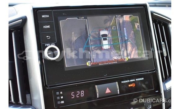 Acheter Import Voiture Toyota Land Cruiser Autre à Import - Dubai, Kampot Province Acheter Import Voiture Toyota Land Cruiser Autre à Import - Dubai, Kampot Province