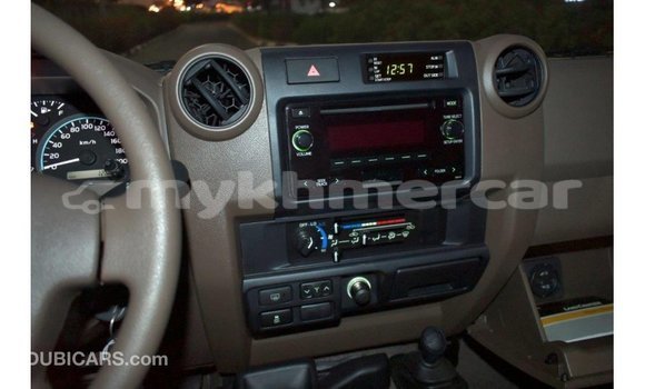 Acheter Import Voiture Toyota Land Cruiser Autre à Import - Dubai, Kampot Province Acheter Import Voiture Toyota Land Cruiser Autre à Import - Dubai, Kampot Province