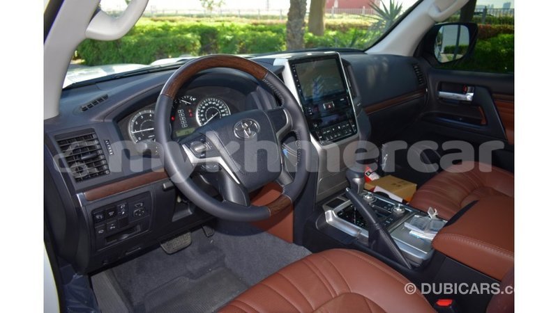 Big with watermark toyota land cruiser kampot province import dubai 2574
