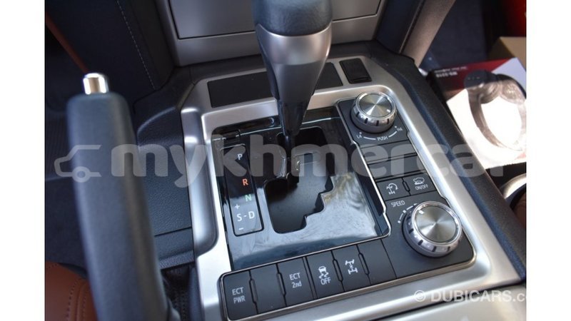 Big with watermark toyota land cruiser kampot province import dubai 2574