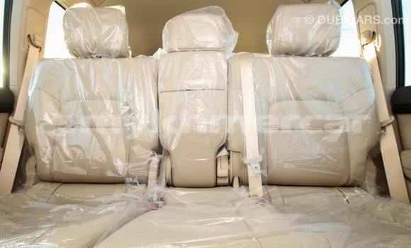 Acheter Import Voiture Toyota Land Cruiser Noir à Import - Dubai, Kampot Province Acheter Import Voiture Toyota Land Cruiser Noir à Import - Dubai, Kampot Province