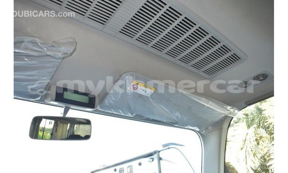 Acheter Import Voiture Toyota Coaster Blanc à Import - Dubai, Kampot Province Acheter Import Voiture Toyota Coaster Blanc à Import - Dubai, Kampot Province