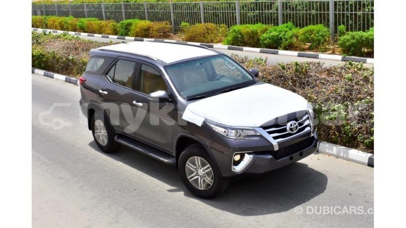 Big with watermark toyota fortuner kampot province import dubai 2578