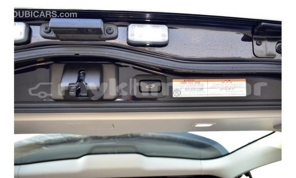 Acheter Import Voiture Toyota Land Cruiser Noir à Import - Dubai, Kampot Province Acheter Import Voiture Toyota Land Cruiser Noir à Import - Dubai, Kampot Province