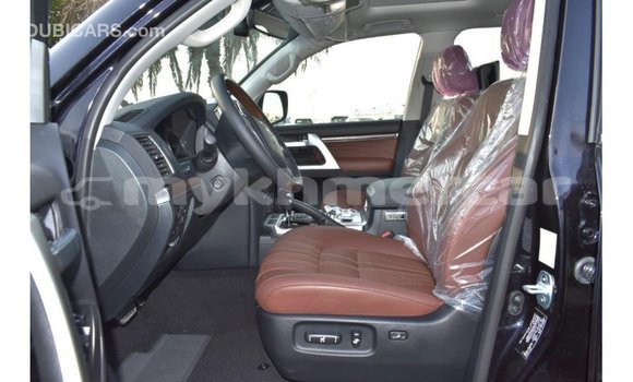 Acheter Import Voiture Toyota Land Cruiser Noir à Import - Dubai, Kampot Province Acheter Import Voiture Toyota Land Cruiser Noir à Import - Dubai, Kampot Province