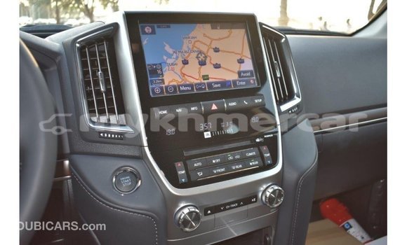 Acheter Import Voiture Toyota Land Cruiser Noir à Import - Dubai, Kampot Province Acheter Import Voiture Toyota Land Cruiser Noir à Import - Dubai, Kampot Province