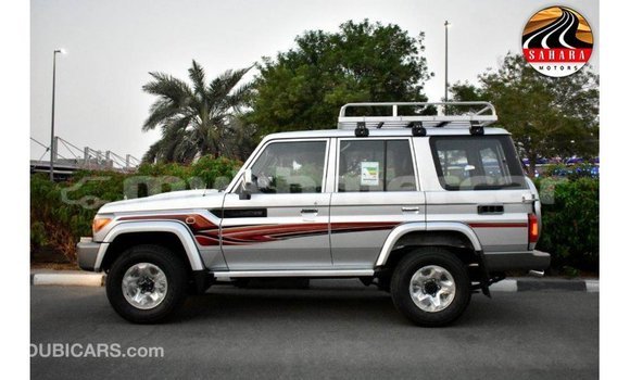 Acheter Import Voiture Toyota Land Cruiser Autre à Import - Dubai, Kampot Province Acheter Import Voiture Toyota Land Cruiser Autre à Import - Dubai, Kampot Province