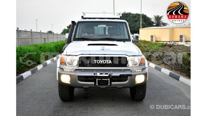 Big with watermark toyota land cruiser kampot province import dubai 2581