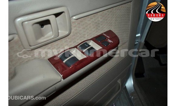 Acheter Import Voiture Toyota Land Cruiser Autre à Import - Dubai, Kampot Province Acheter Import Voiture Toyota Land Cruiser Autre à Import - Dubai, Kampot Province