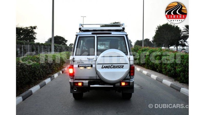 Big with watermark toyota land cruiser kampot province import dubai 2581
