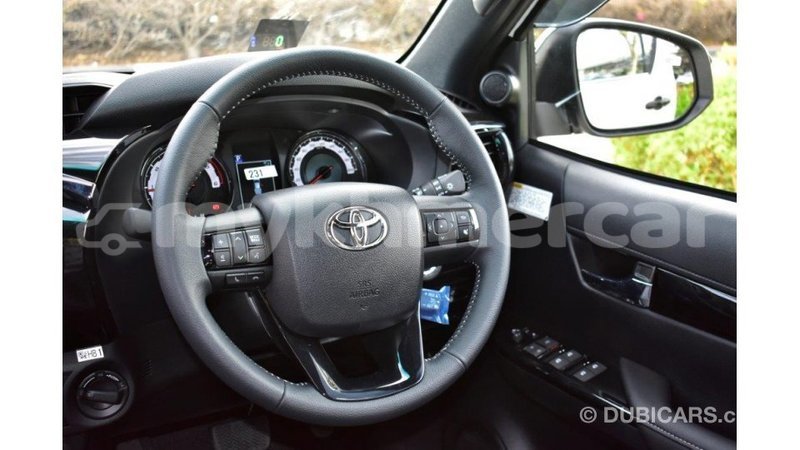 Big with watermark toyota hilux kampot province import dubai 2582