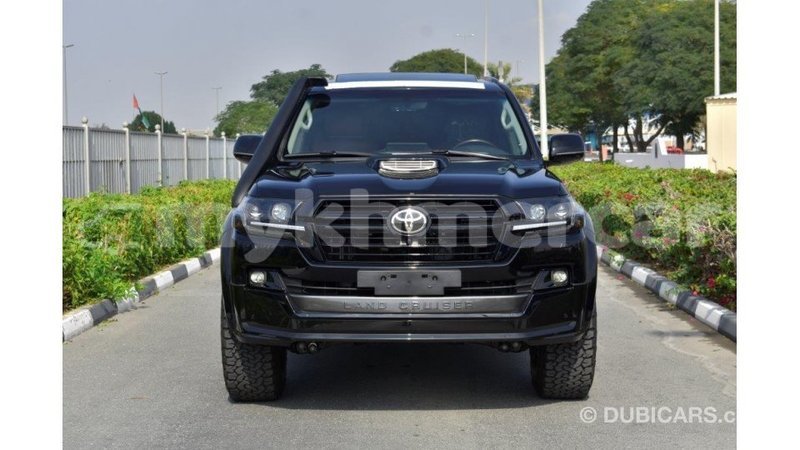 Big with watermark toyota land cruiser kampot province import dubai 2584