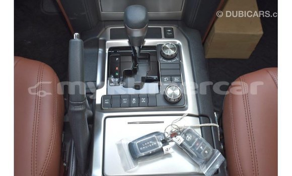 Acheter Import Voiture Toyota Land Cruiser Noir à Import - Dubai, Kampot Province Acheter Import Voiture Toyota Land Cruiser Noir à Import - Dubai, Kampot Province