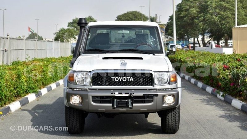 Big with watermark toyota land cruiser kampot province import dubai 2587