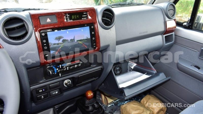 Big with watermark toyota land cruiser kampot province import dubai 2587