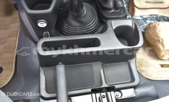 Acheter Import Voiture Toyota Land Cruiser Autre à Import - Dubai, Kampot Province Acheter Import Voiture Toyota Land Cruiser Autre à Import - Dubai, Kampot Province