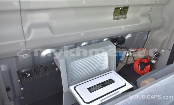 Acheter Import Voiture Toyota Land Cruiser Autre à Import - Dubai, Kampot Province Acheter Import Voiture Toyota Land Cruiser Autre à Import - Dubai, Kampot Province