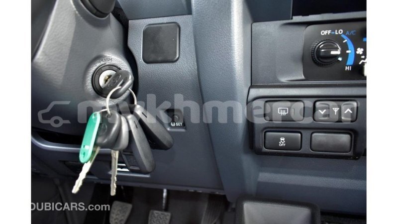 Big with watermark toyota land cruiser kampot province import dubai 2588