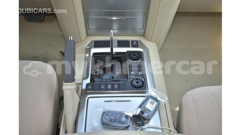 Big with watermark toyota land cruiser kampot province import dubai 2589