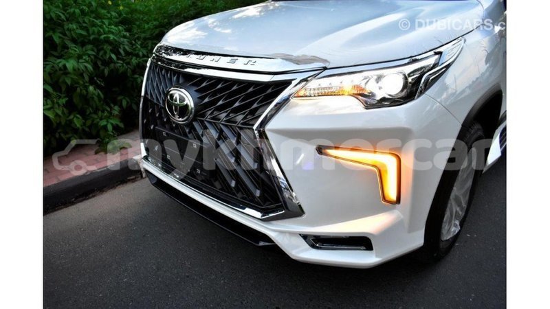 Big with watermark toyota fortuner kampot province import dubai 2590