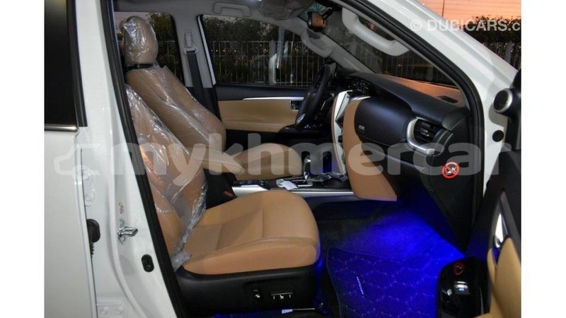 Big with watermark toyota fortuner kampot province import dubai 2590