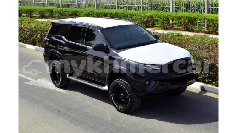 Big with watermark toyota fortuner kampot province import dubai 2592