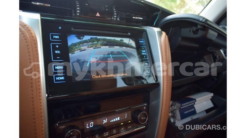 Big with watermark toyota fortuner kampot province import dubai 2592