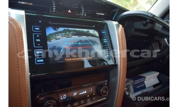 Acheter Import Voiture Toyota Fortuner Noir à Import - Dubai, Kampot Province Acheter Import Voiture Toyota Fortuner Noir à Import - Dubai, Kampot Province