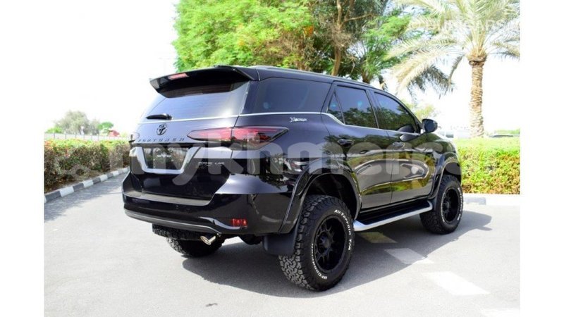 Big with watermark toyota fortuner kampot province import dubai 2592