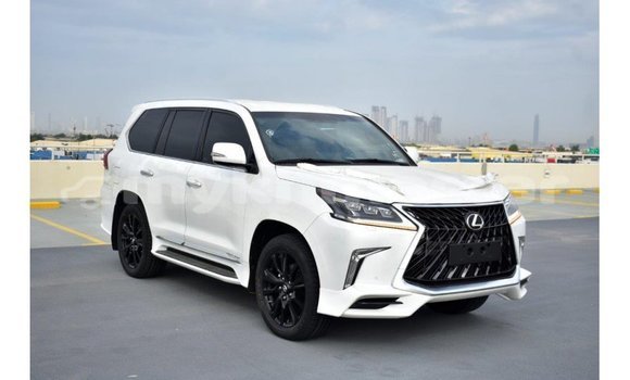 Acheter Import Voiture Lexus LX Blanc à Import - Dubai, Kampot Province Acheter Import Voiture Lexus LX Blanc à Import - Dubai, Kampot Province