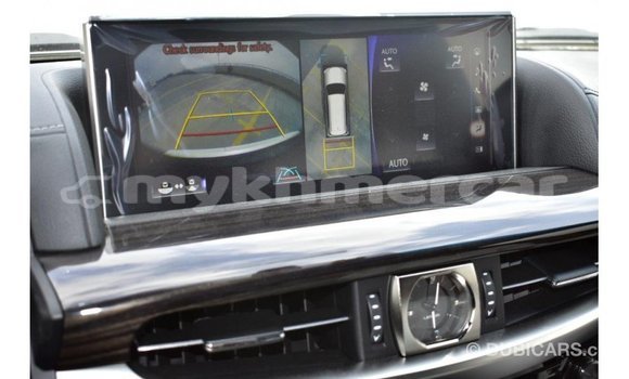Acheter Import Voiture Lexus LX Blanc à Import - Dubai, Kampot Province Acheter Import Voiture Lexus LX Blanc à Import - Dubai, Kampot Province