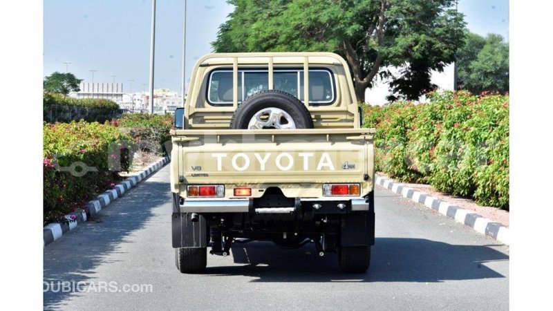 Big with watermark toyota land cruiser kampot province import dubai 2594