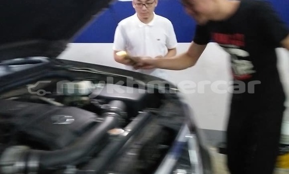 Buy Used Nissan Frontier Silver Car in Phnom Penh in Phnom Penh Buy Used Nissan Frontier Silver Car in Phnom Penh in Phnom Penh