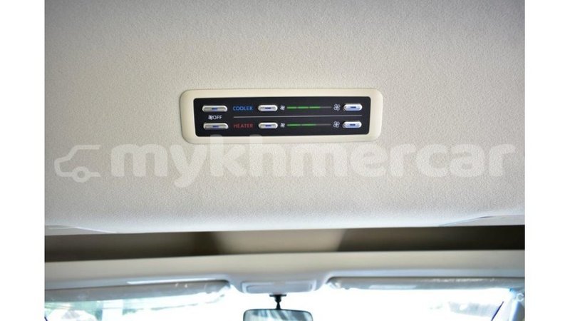 Big with watermark toyota hiace kampot province import dubai 2606