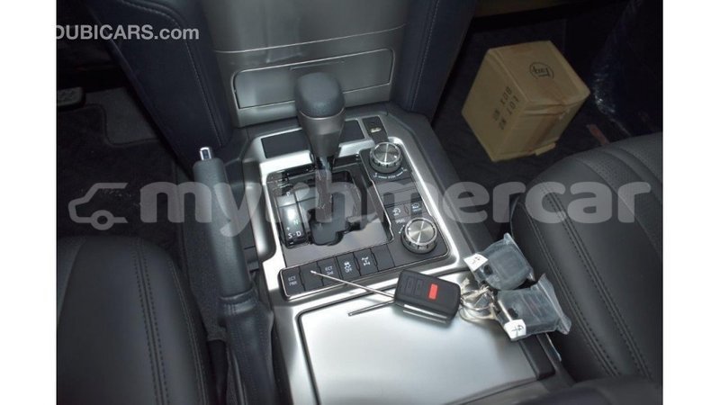 Big with watermark toyota land cruiser kampot province import dubai 2607