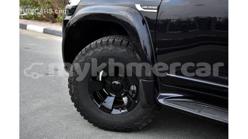 Big with watermark toyota land cruiser kampot province import dubai 2607