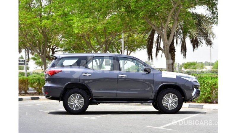 Big with watermark toyota fortuner kampot province import dubai 2608