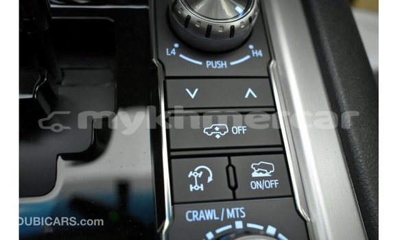 Acheter Import Voiture Toyota Land Cruiser Autre à Import - Dubai, Kampot Province Acheter Import Voiture Toyota Land Cruiser Autre à Import - Dubai, Kampot Province