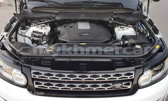 Buy Import Land Rover Range Rover White Car in Import - Dubai in Kampot Province