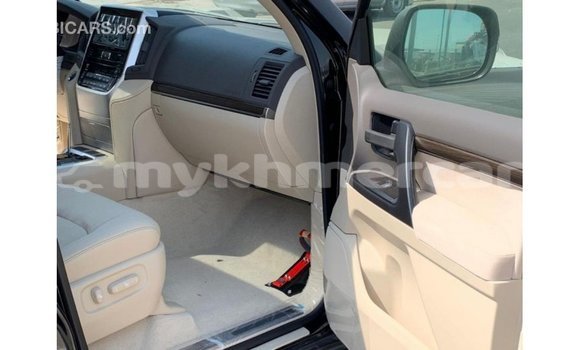 Buy Import Toyota Land Cruiser Black Car in Import - Dubai in Kampot Province Buy Import Toyota Land Cruiser Black Car in Import - Dubai in Kampot Province