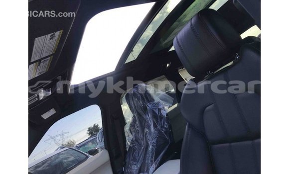 Acheter Import Voiture Land Rover Range Rover Blanc à Import - Dubai, Kampot Province Acheter Import Voiture Land Rover Range Rover Blanc à Import - Dubai, Kampot Province