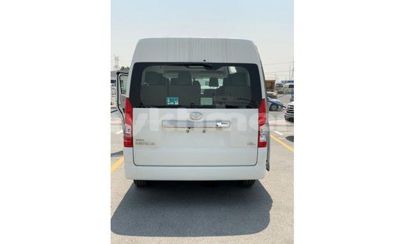 Buy Import Toyota Hiace White Car in Import - Dubai in Kampot Province Buy Import Toyota Hiace White Car in Import - Dubai in Kampot Province
