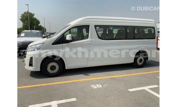 Buy Import Toyota Hiace White Car in Import - Dubai in Kampot Province Buy Import Toyota Hiace White Car in Import - Dubai in Kampot Province