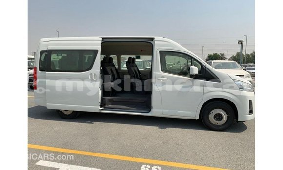 Buy Import Toyota Hiace White Car in Import - Dubai in Kampot Province Buy Import Toyota Hiace White Car in Import - Dubai in Kampot Province
