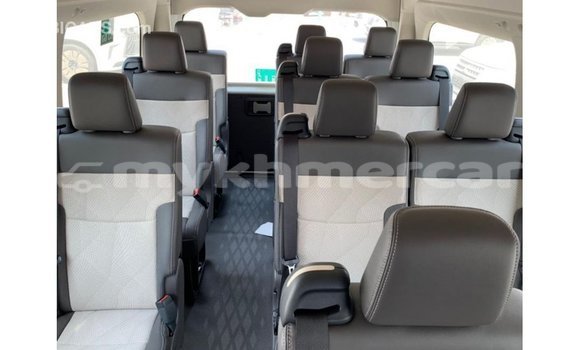 Buy Import Toyota Hiace White Car in Import - Dubai in Kampot Province Buy Import Toyota Hiace White Car in Import - Dubai in Kampot Province