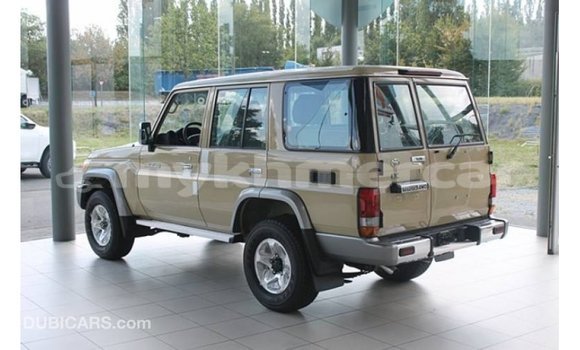 ទិញ នាំចូល Toyota Land Cruiser Beige ឡាន} ក្នុង Import - Dubai ក្នុង Kampot Province ទិញ នាំចូល Toyota Land Cruiser Beige ឡាន} ក្នុង Import - Dubai ក្នុង Kampot Province