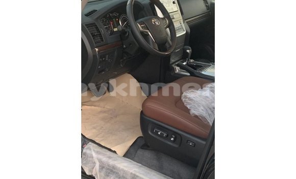 Buy Import Toyota Land Cruiser Black Car in Import - Dubai in Kampot Province Buy Import Toyota Land Cruiser Black Car in Import - Dubai in Kampot Province