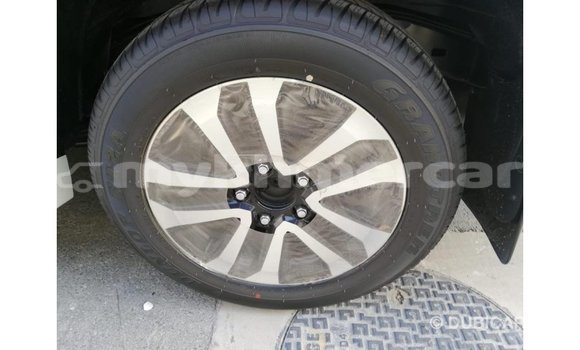 Acheter Import Voiture Toyota Land Cruiser Blanc à Import - Dubai, Kampot Province Acheter Import Voiture Toyota Land Cruiser Blanc à Import - Dubai, Kampot Province