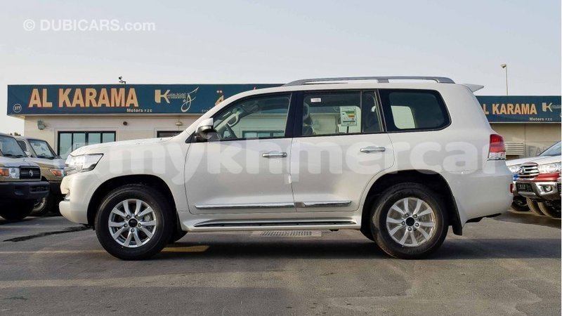 Big with watermark toyota land cruiser kampot province import dubai 2647